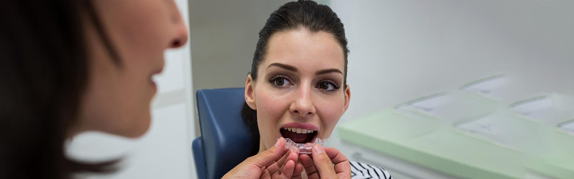 How to Prevent Tooth Sensitivity During Invisalign Treatment